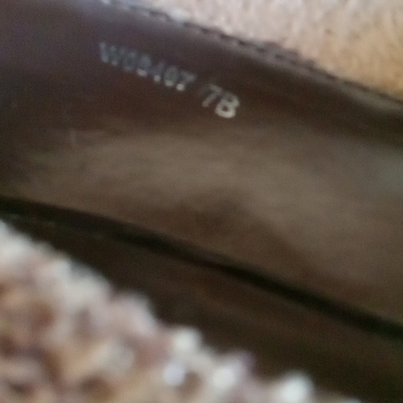 ⭐️ Host Pick ⭐️REBECCA Blue |  Animal Print Brown Faux Suede Wedges - Picture 9 of 12